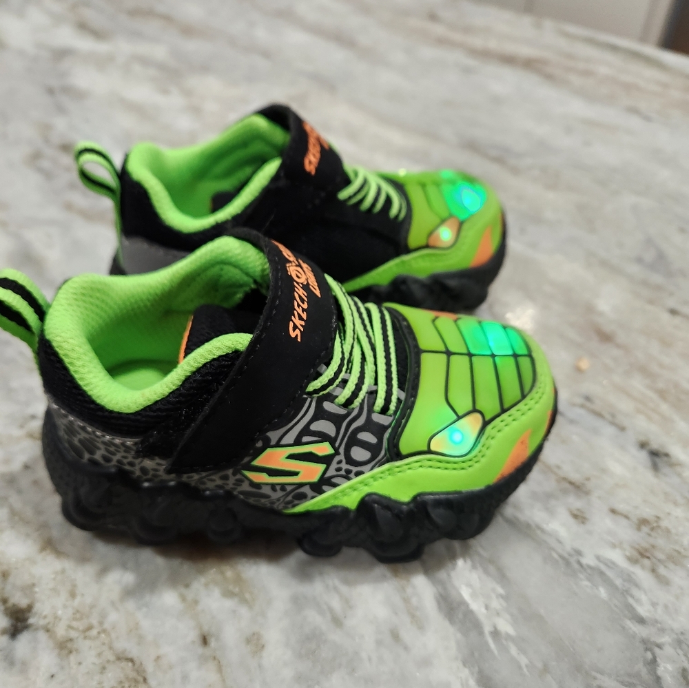 Skechers Toddler Size 6
